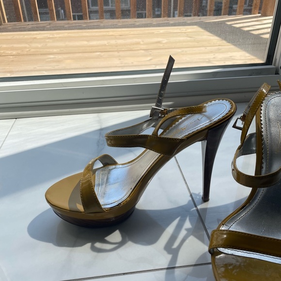 High heel - Picture 5 of 5